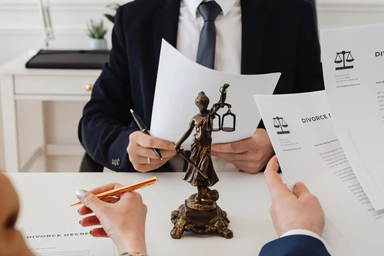 ISEIE-lideres-del-derecho-q64vc440gzkozy2sjw5b5x1l3nugc59qoyio6xkpao